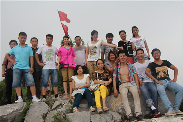 青峰網(wǎng)絡(luò)第九期TOP30精英論壇會會后報(bào)道